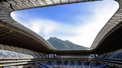 瓜迪奥拉揭秘：战术对决中，总有破解之道，无战无不胜的战术！